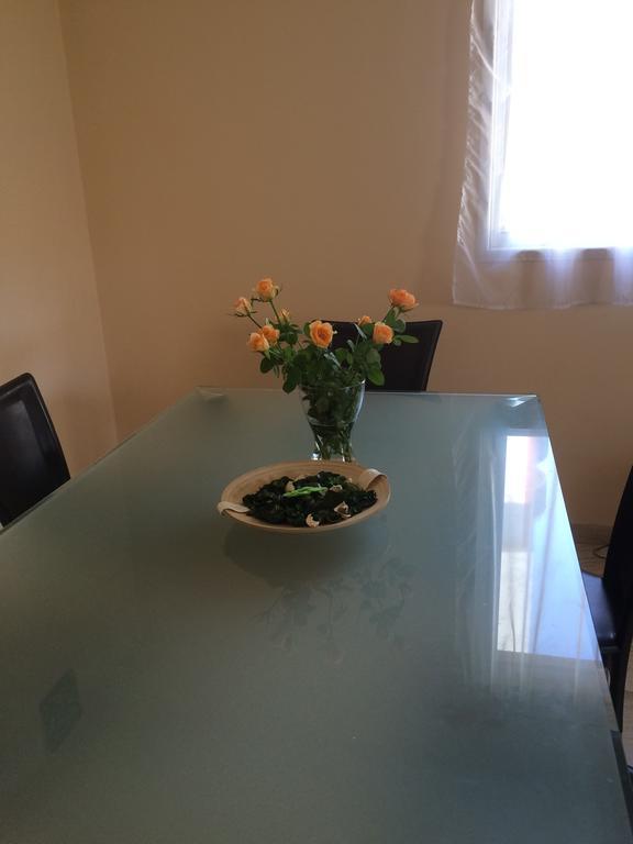 Apartment On Nitza 8A Нетания Екстериор снимка